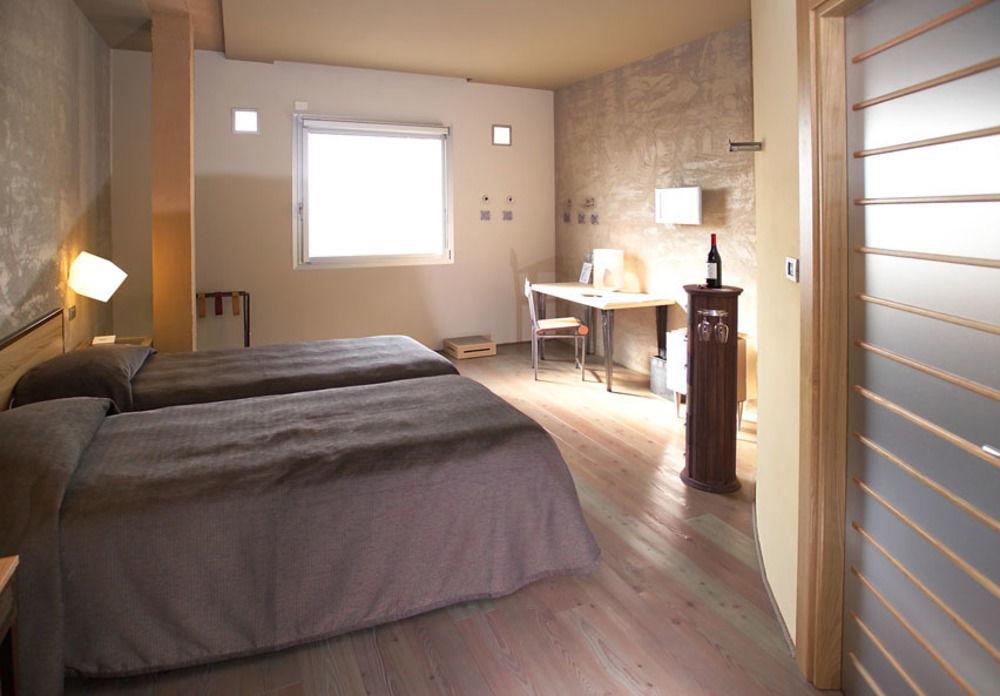 Albergo Cantine Ascheri Bra Esterno foto
