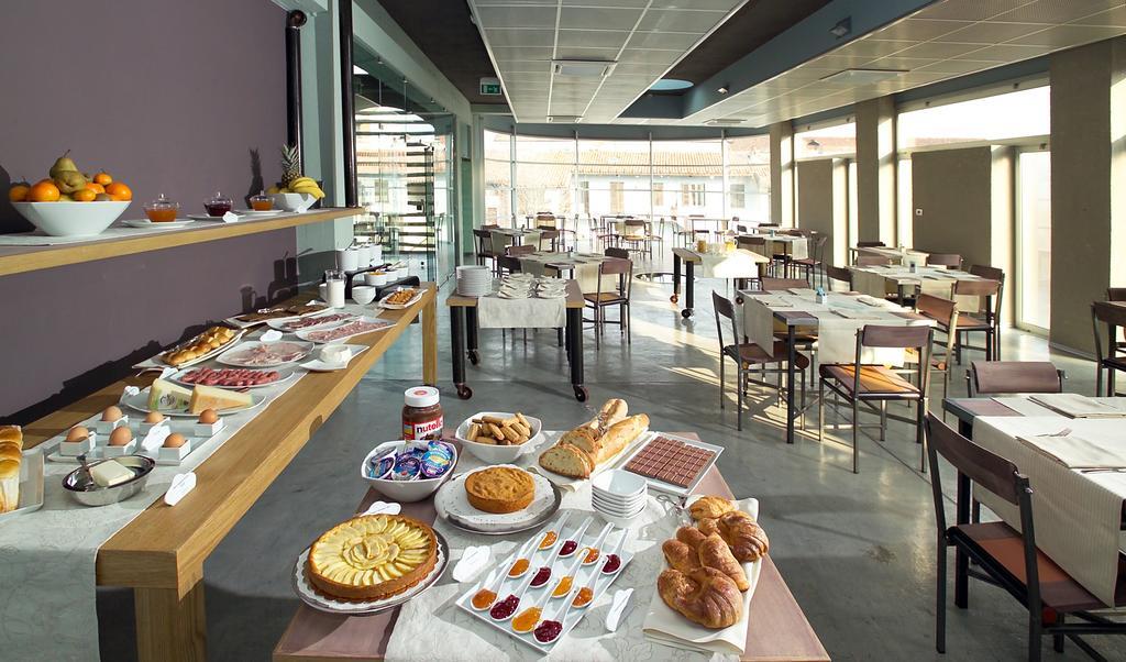 Albergo Cantine Ascheri Bra Esterno foto